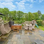 2 Bed In Ulverston Oc-94926 בית נופש *
