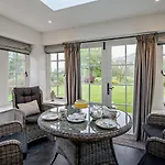 2 Bed In Ulverston Oc-94926