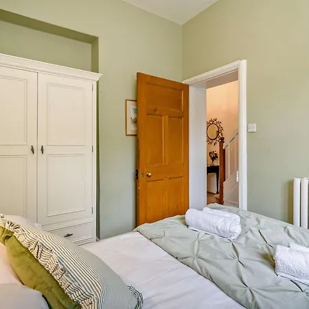 Holiday home 2 Bed In 94926 Lakeside